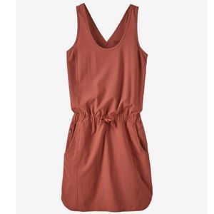 Patagonia Size M Fleetwith Dress in Spanish Red Color